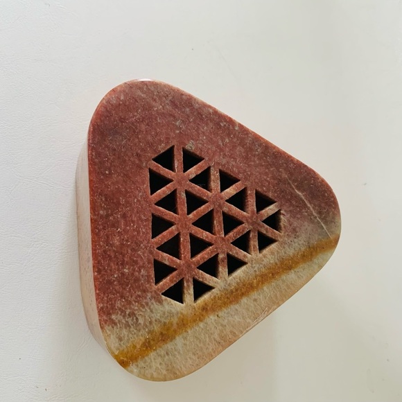 Stone box - Picture 2 of 9